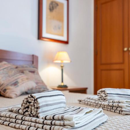 Apartamentos Mira Rio Lagos Buitenkant foto