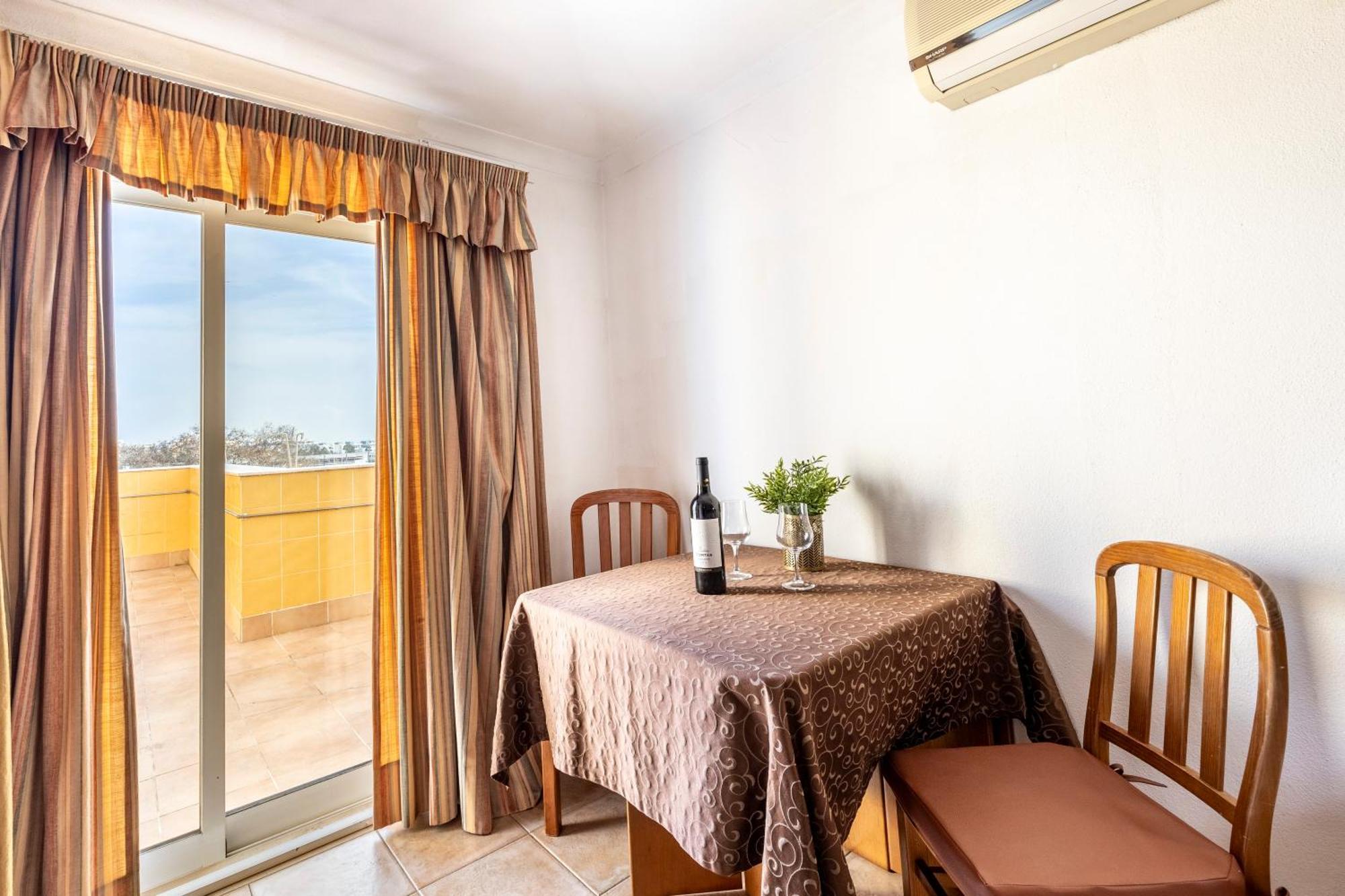 Apartamentos Mira Rio Lagos Buitenkant foto
